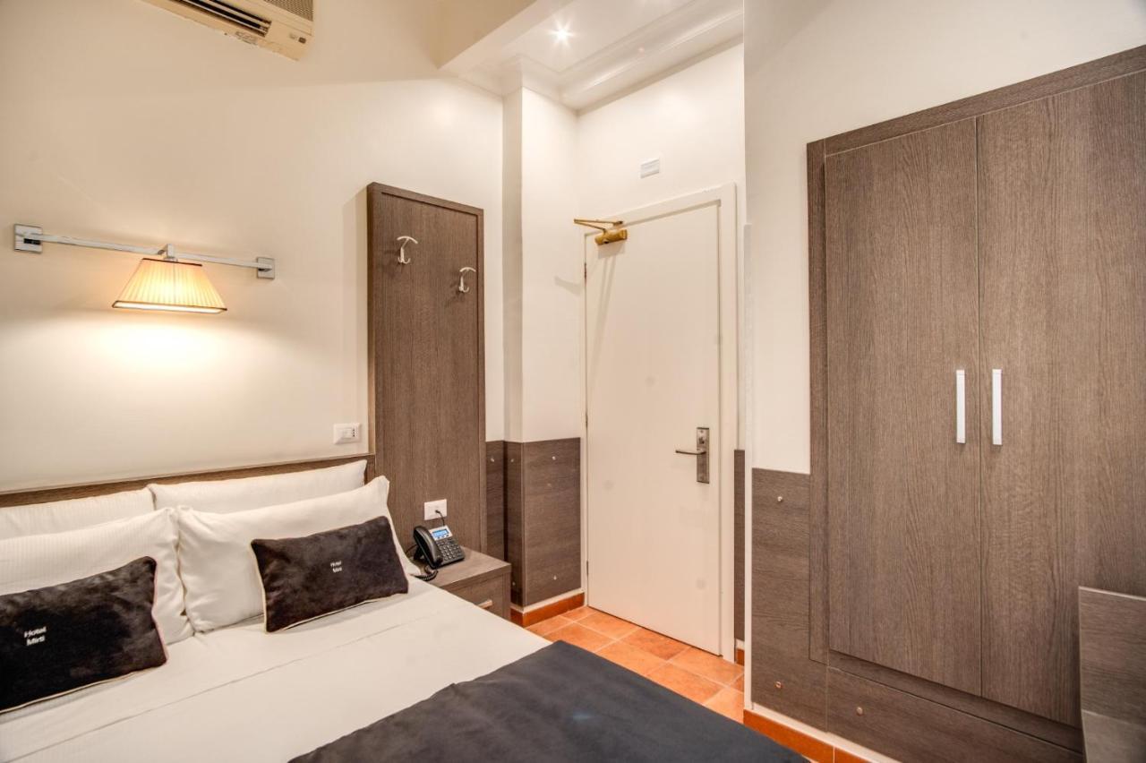 Hotel Mirti Рим Экстерьер фото