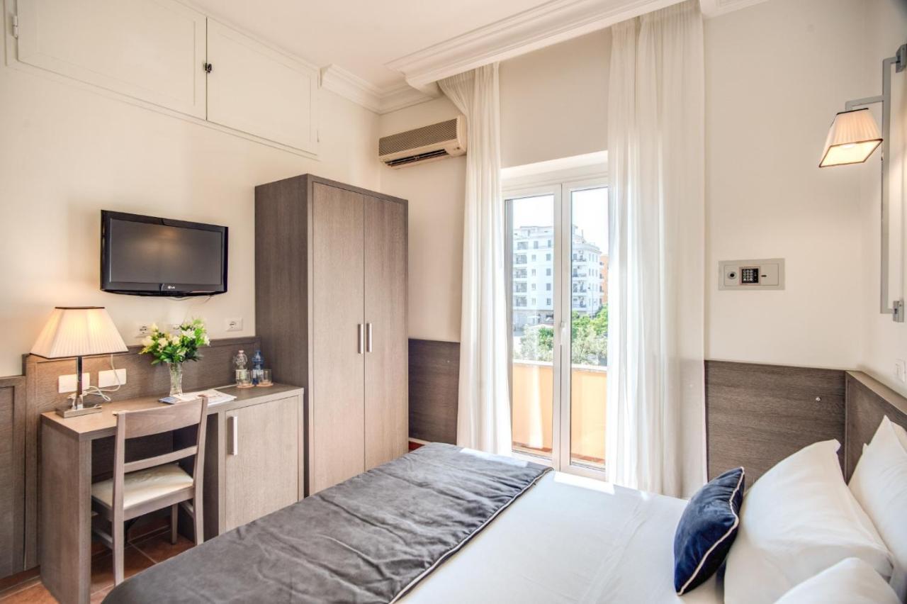 Hotel Mirti Рим Экстерьер фото