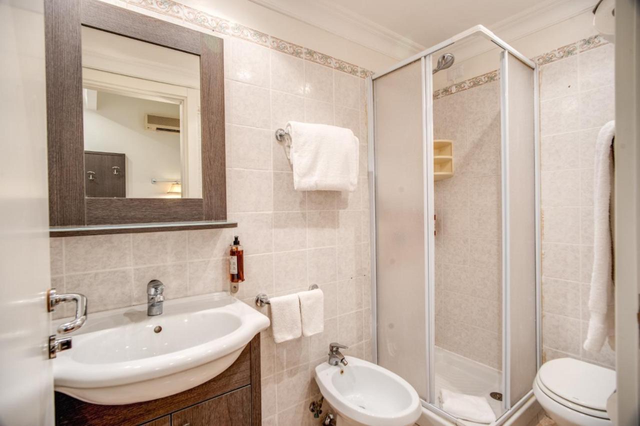Hotel Mirti Рим Экстерьер фото