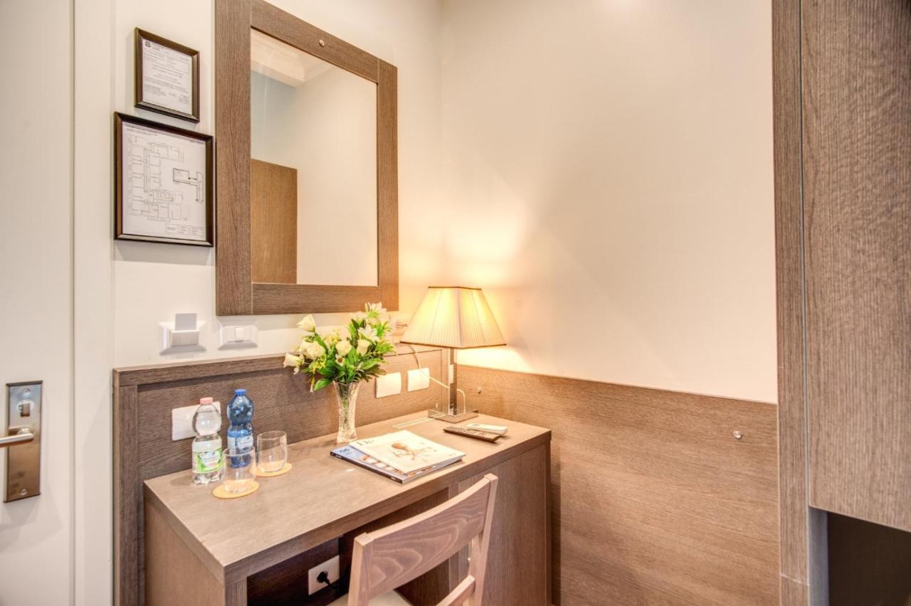 Hotel Mirti Рим Экстерьер фото