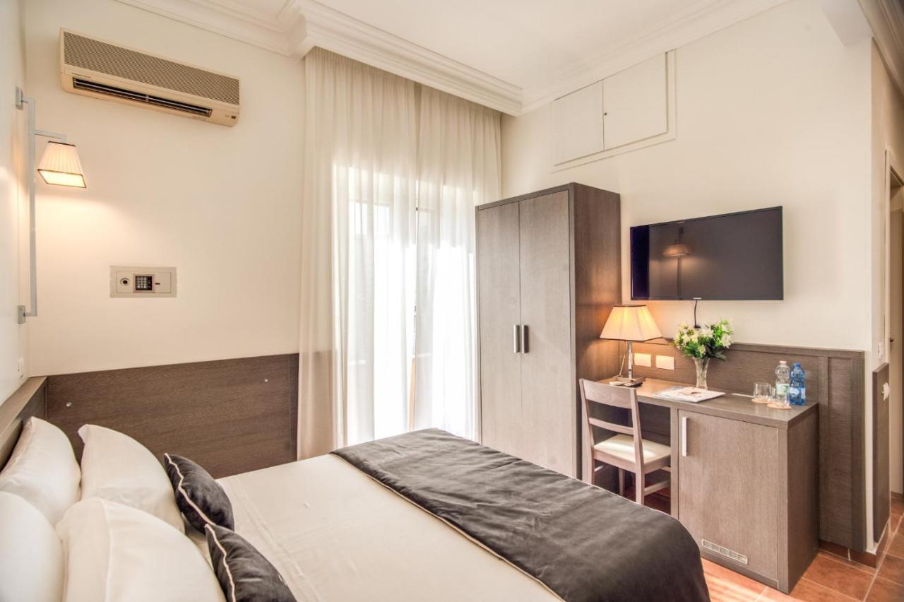 Hotel Mirti Рим Экстерьер фото