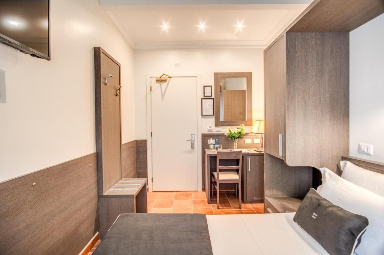 Hotel Mirti Рим Экстерьер фото