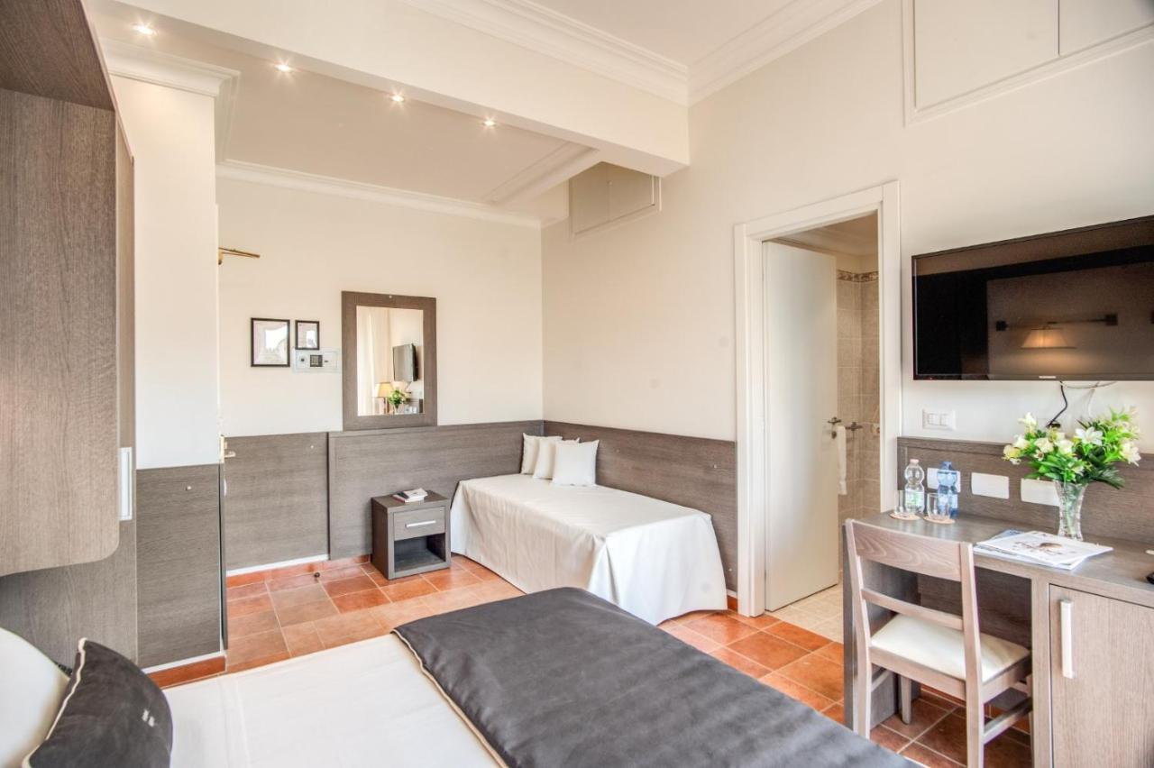 Hotel Mirti Рим Экстерьер фото
